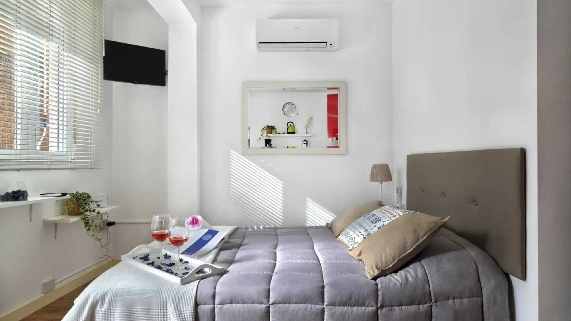 Toctoc Victoria Studio Apartment Malaga